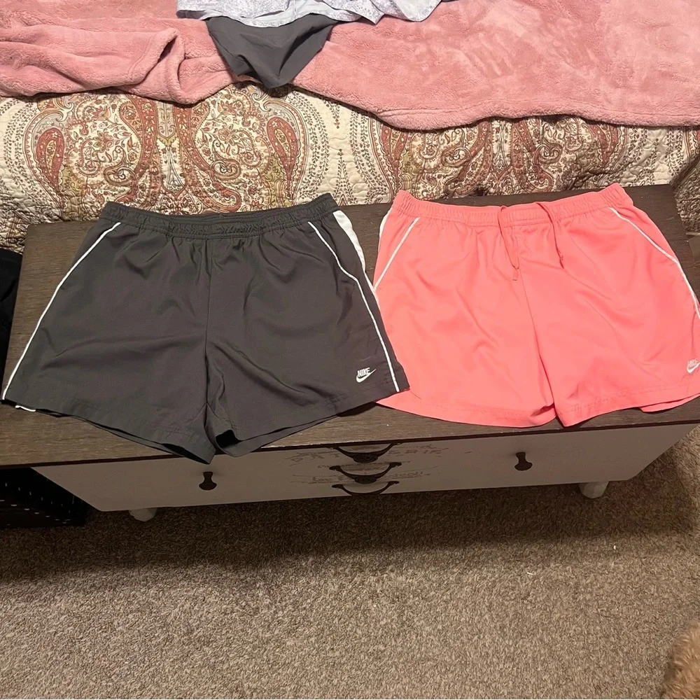 Nike Women's Athletic Short 2-Pack - Gray and Pink